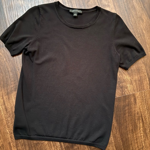 Ann Taylor Classic Black Tee - Picture 2 of 5